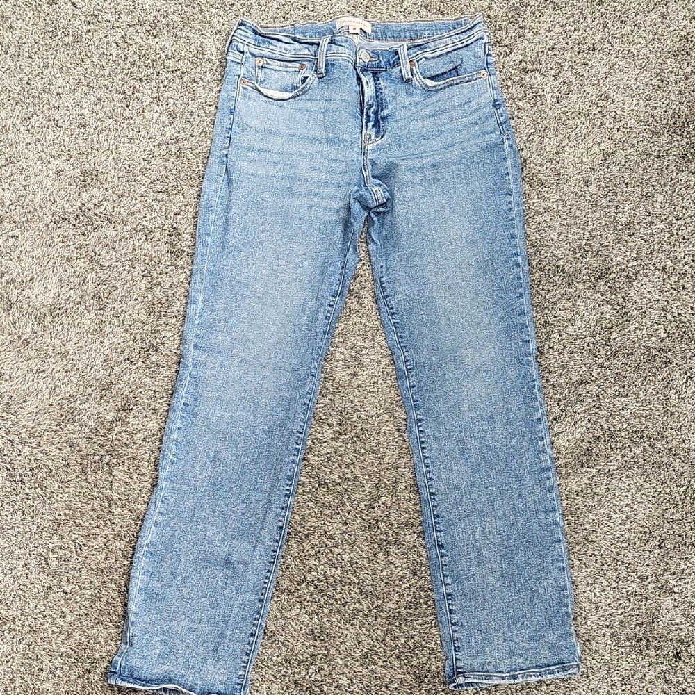 Lucky Brand Blue Straight Leg Jeans for Timeless Comfort
